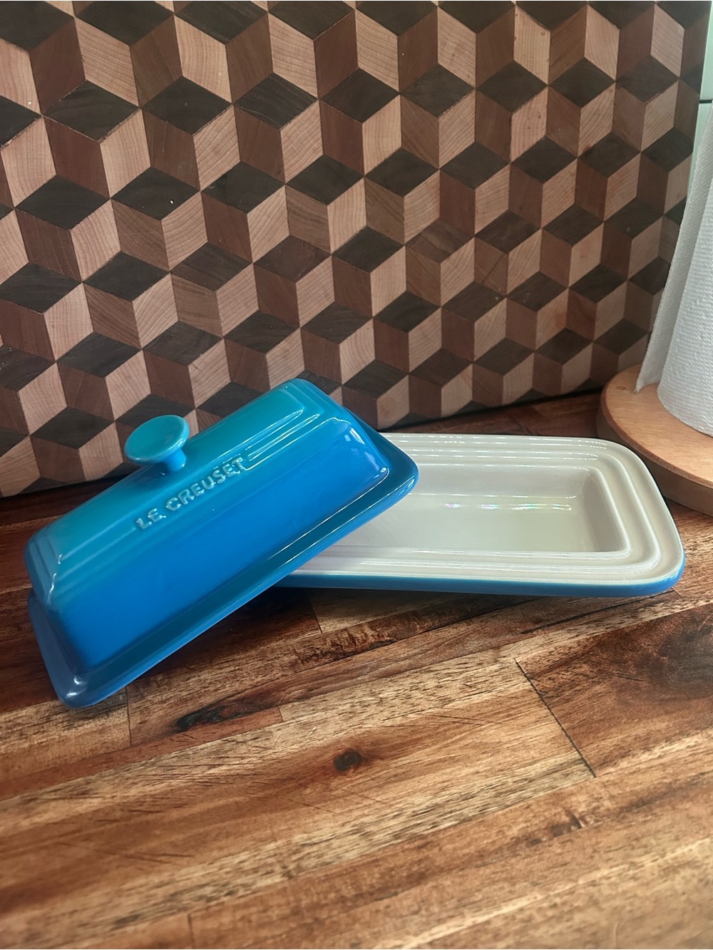 Le Creuset Stoneware Heritage Covered Butter Dish Marseille Blue - Picture 2 of 6